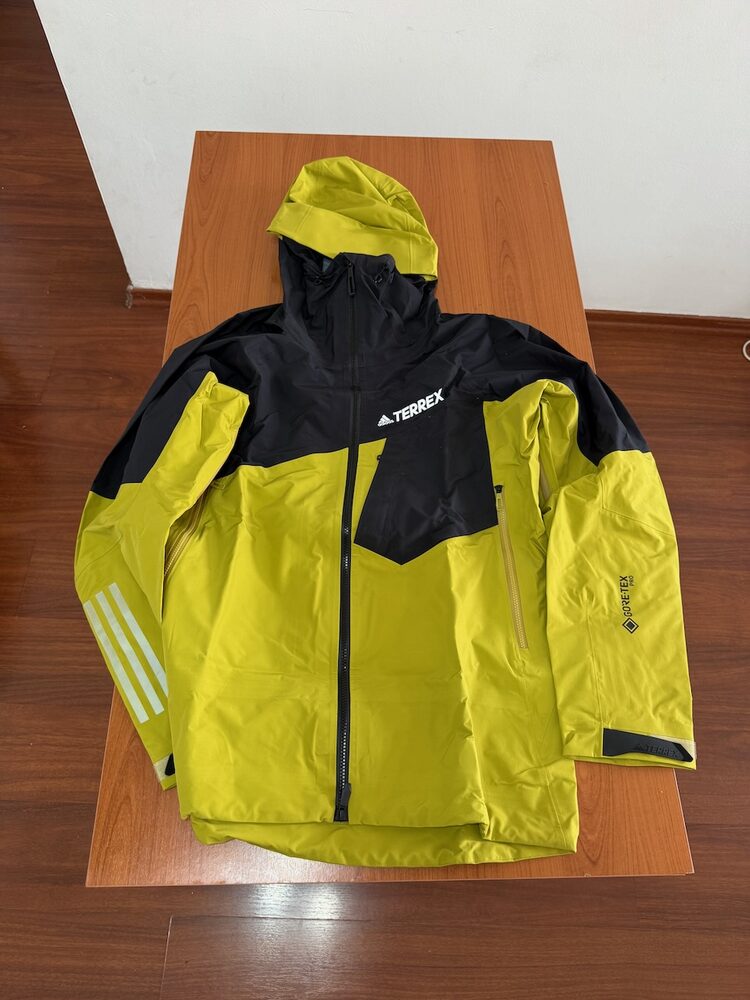 Campera Adidas Terrex